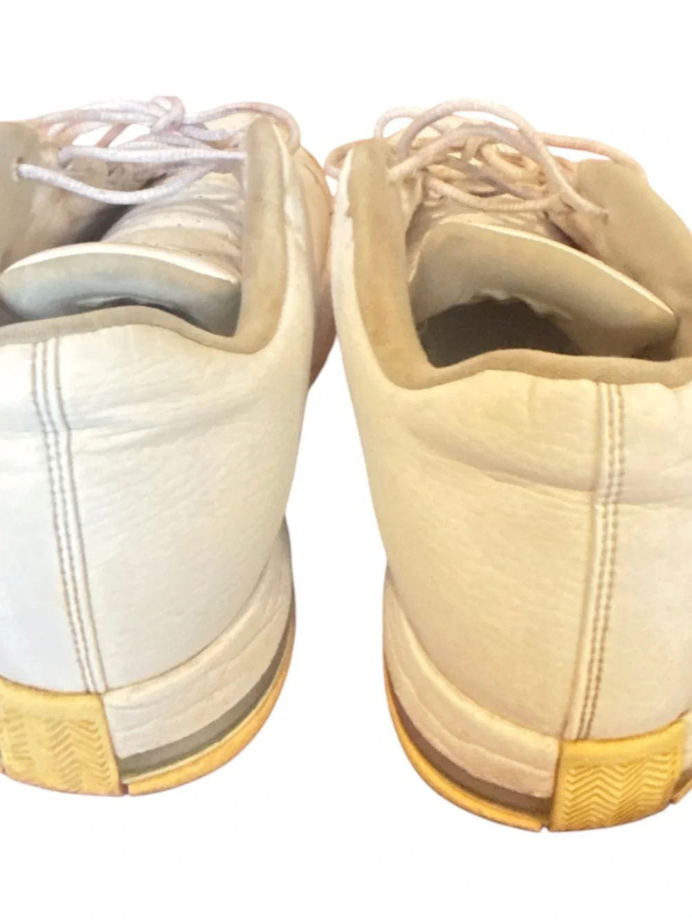 Jordan TE 2 Low Men’s White Leather Sneakers with Gum Soles size 11